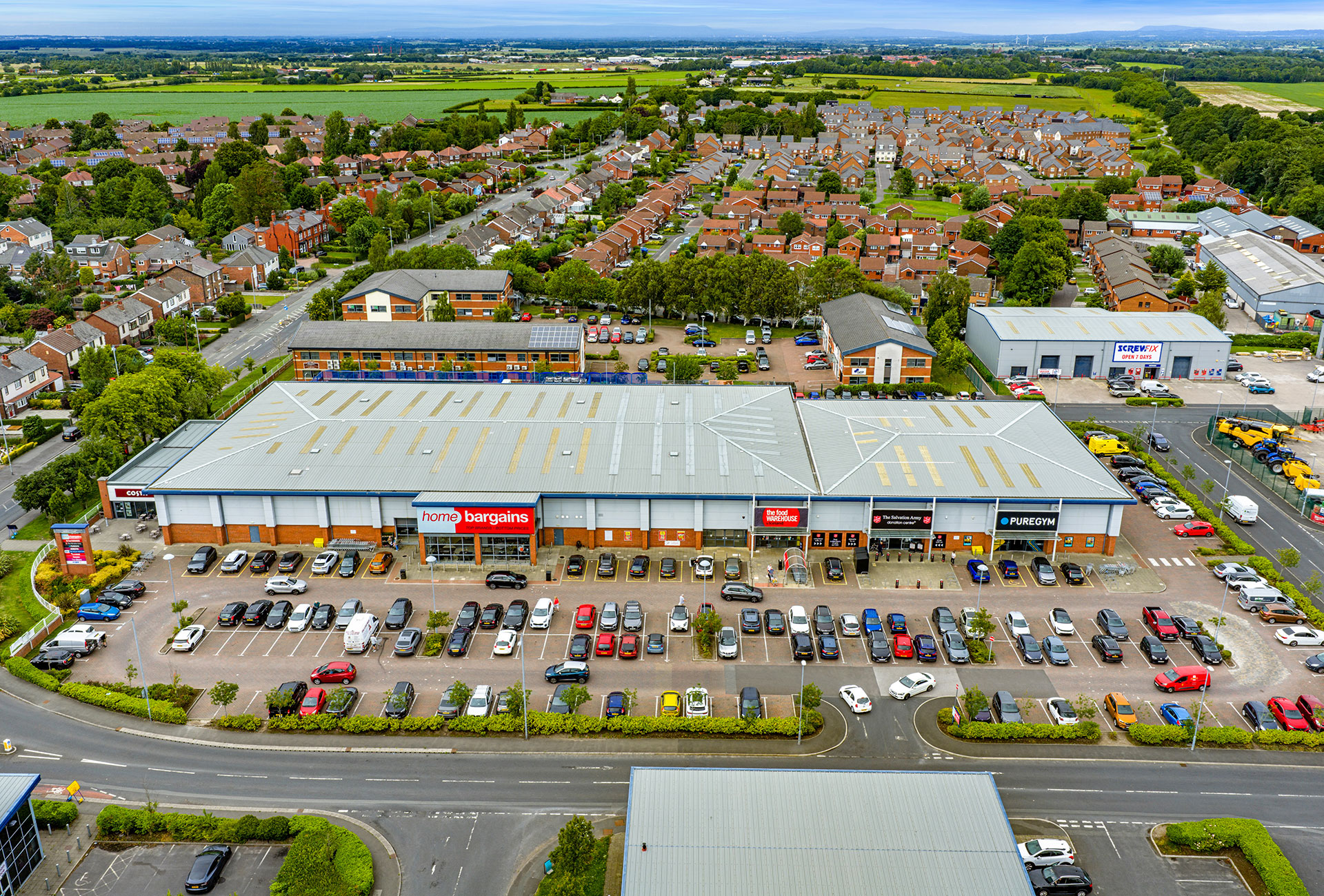 The-Hatterseley-Centre,-Ormskirk-(16-of-93)